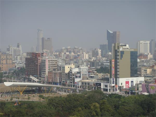 高雄中央公園捷運站