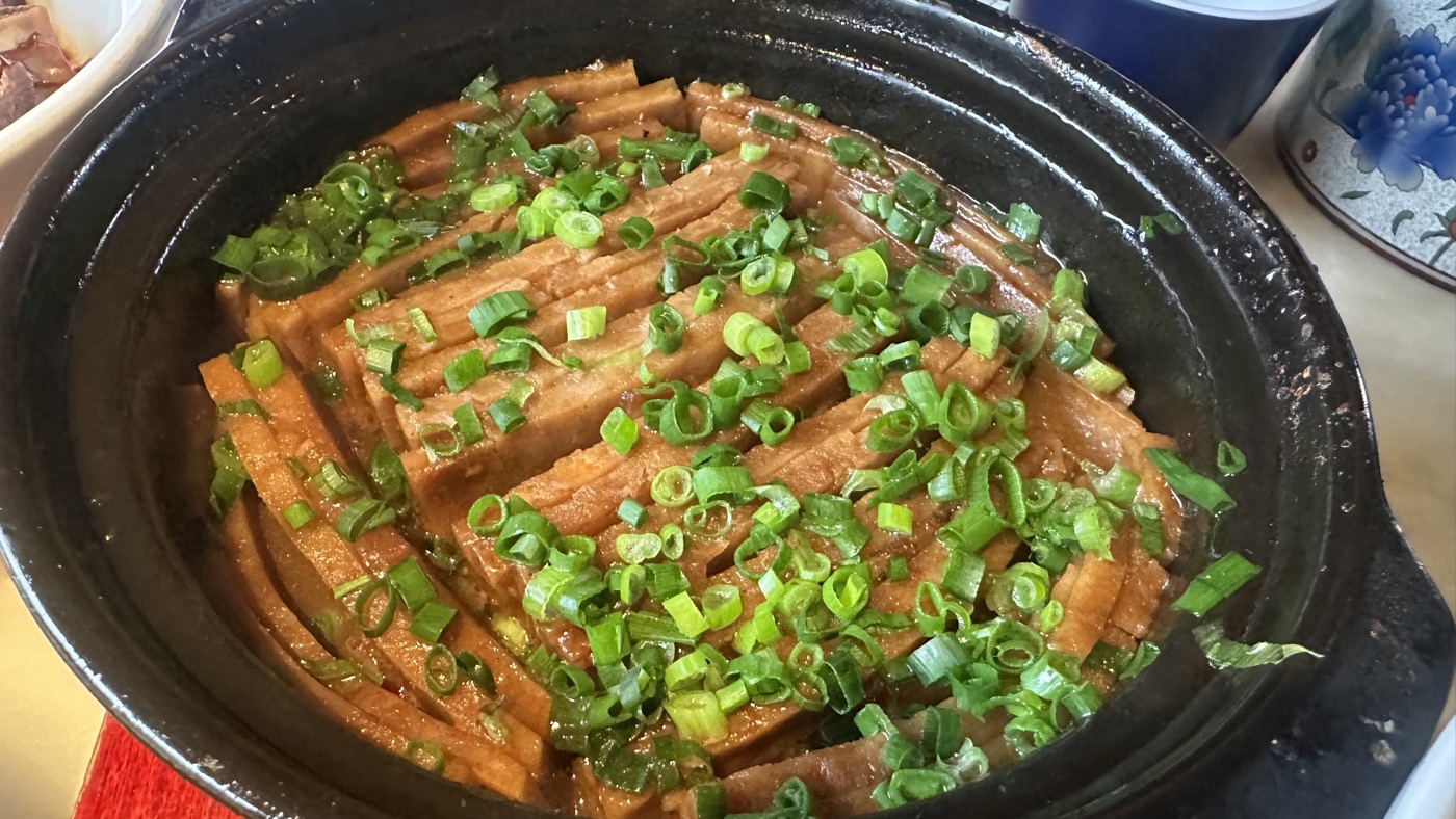 三、厚實狀元芋頭煲