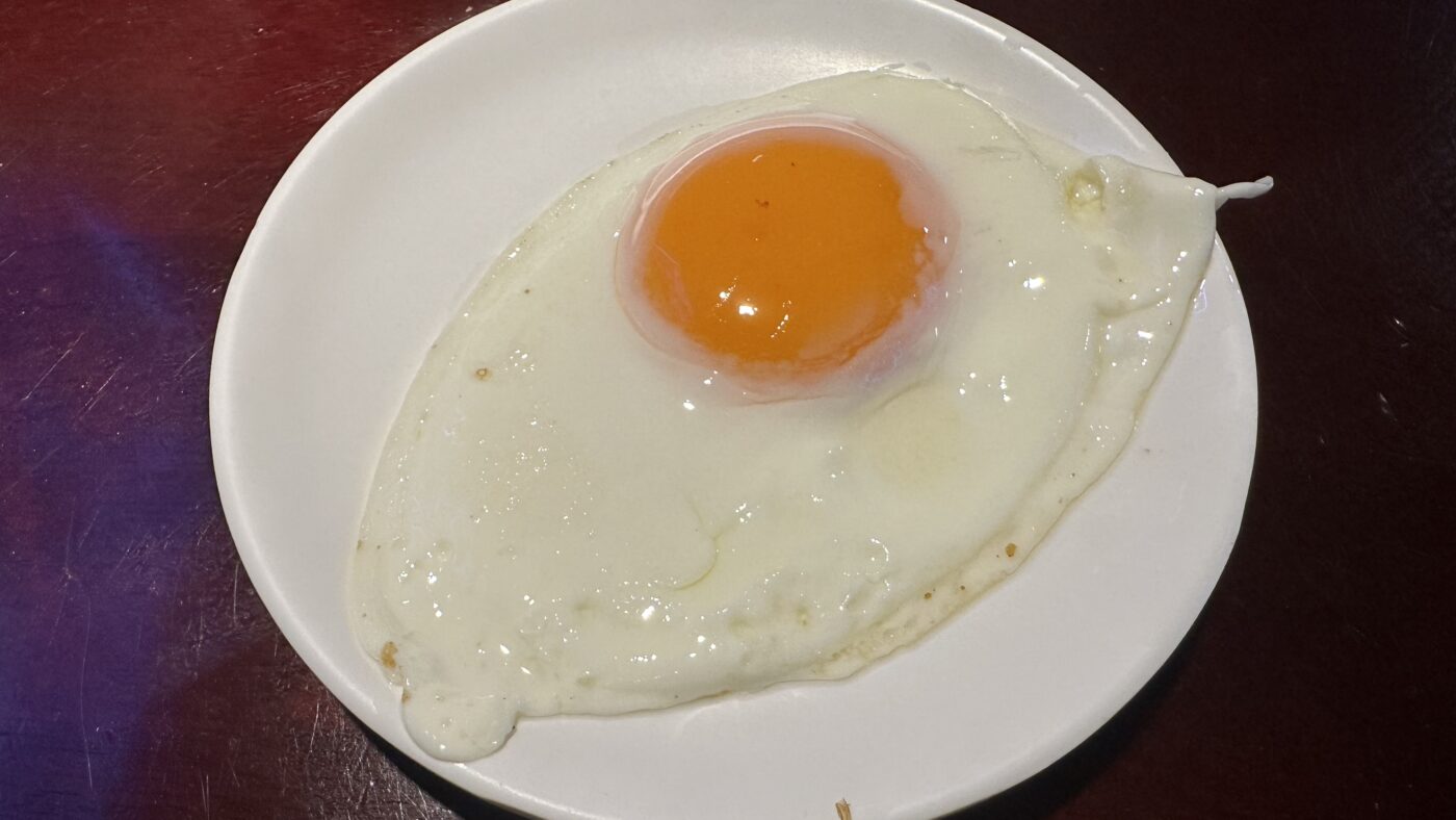 八、黑金滷肉飯與荷包蛋2