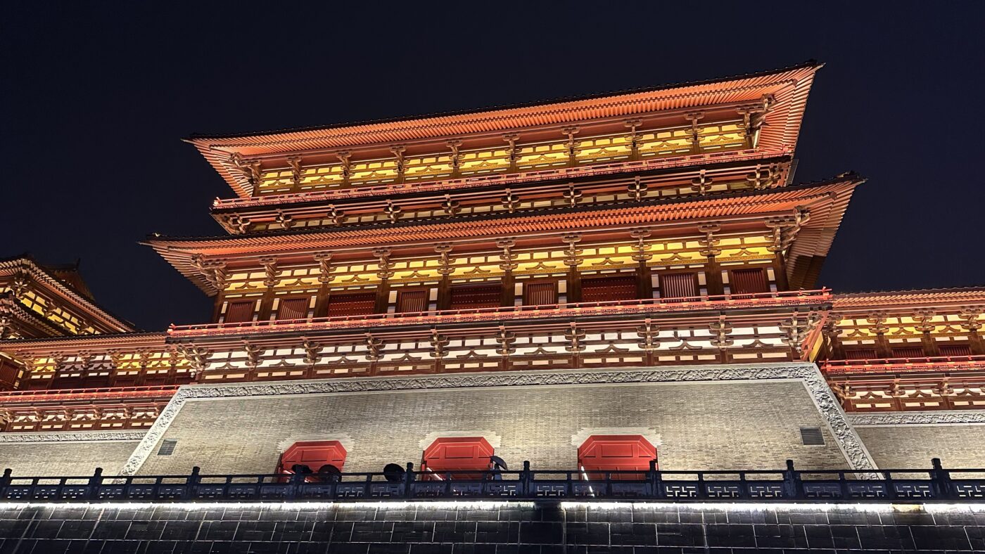雙向三出闕與天子最高禮制建築形制 2