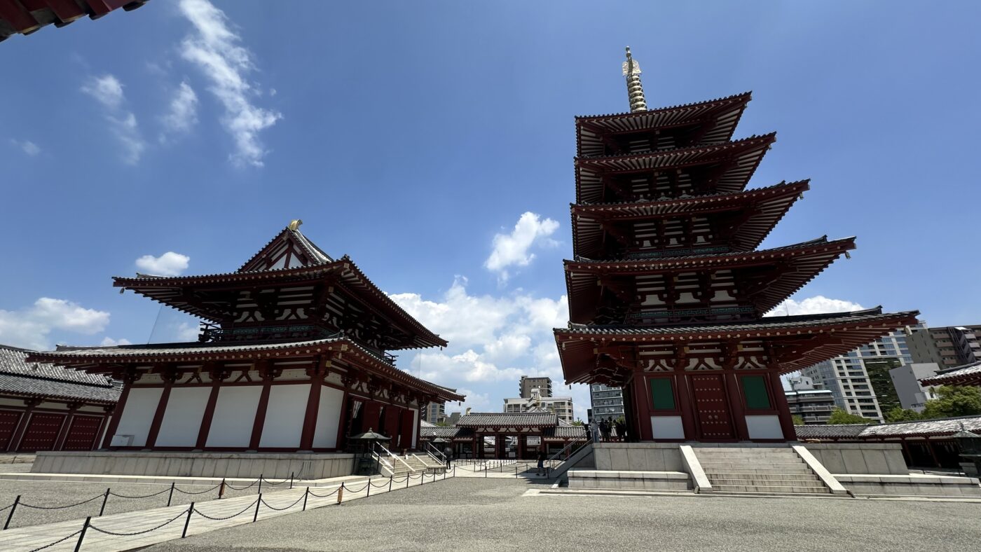 二、四天王寺式伽藍怎麼看？中門、五重塔、金堂與講堂排成一直線