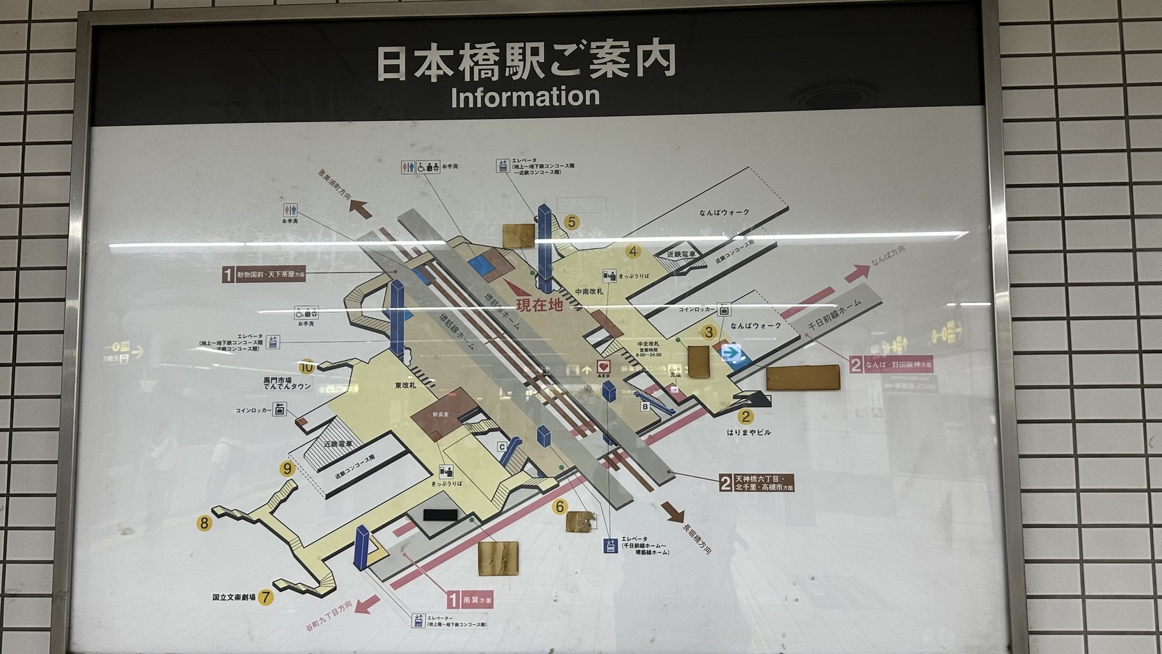 日本橋站站內導覽圖，標示站內出口與周邊位置