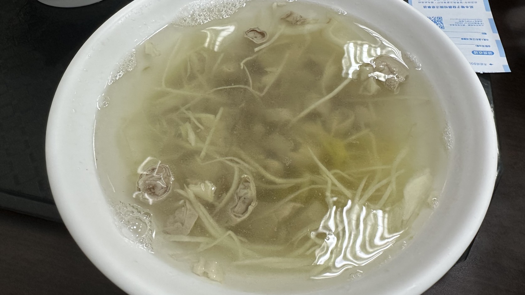 鹹菜豬腸湯大碗近照實拍