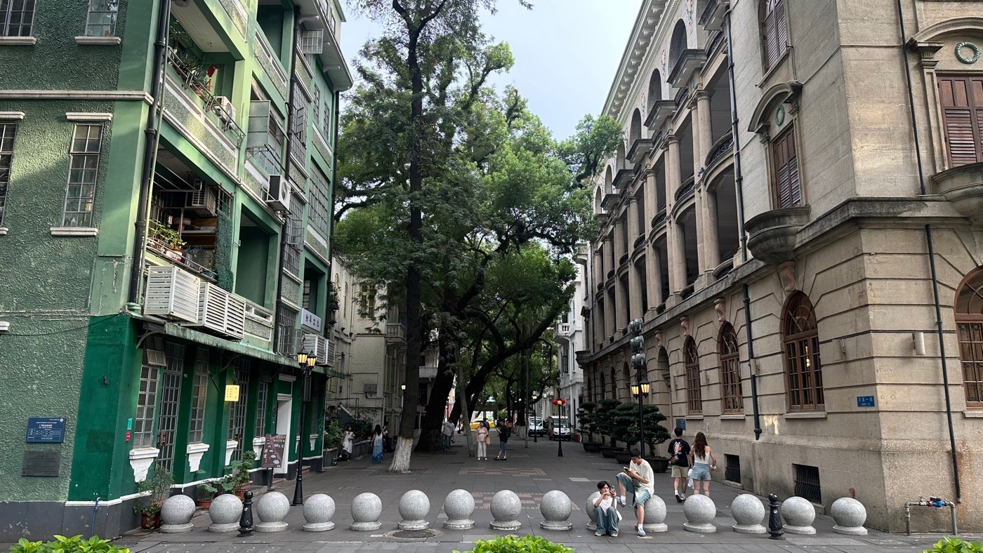 六、公園散步街道2