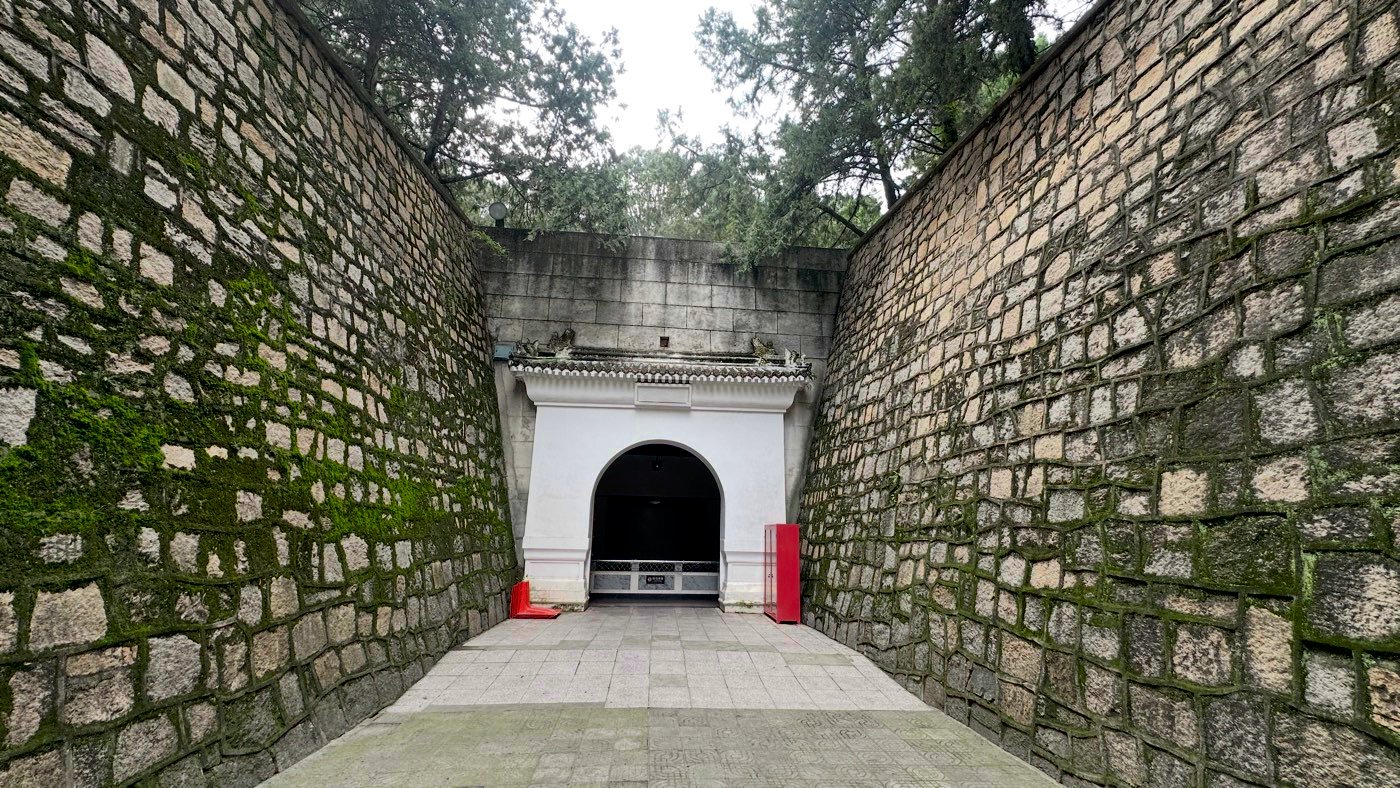 八、明十三陵盜墓2