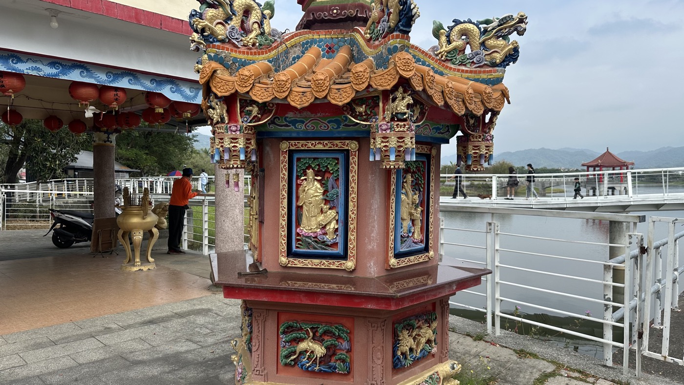 3.山腳下美濃湖2