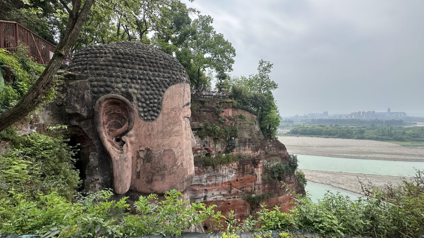 五、樂山大佛閉眼、炸掉？先把迷思釐清1